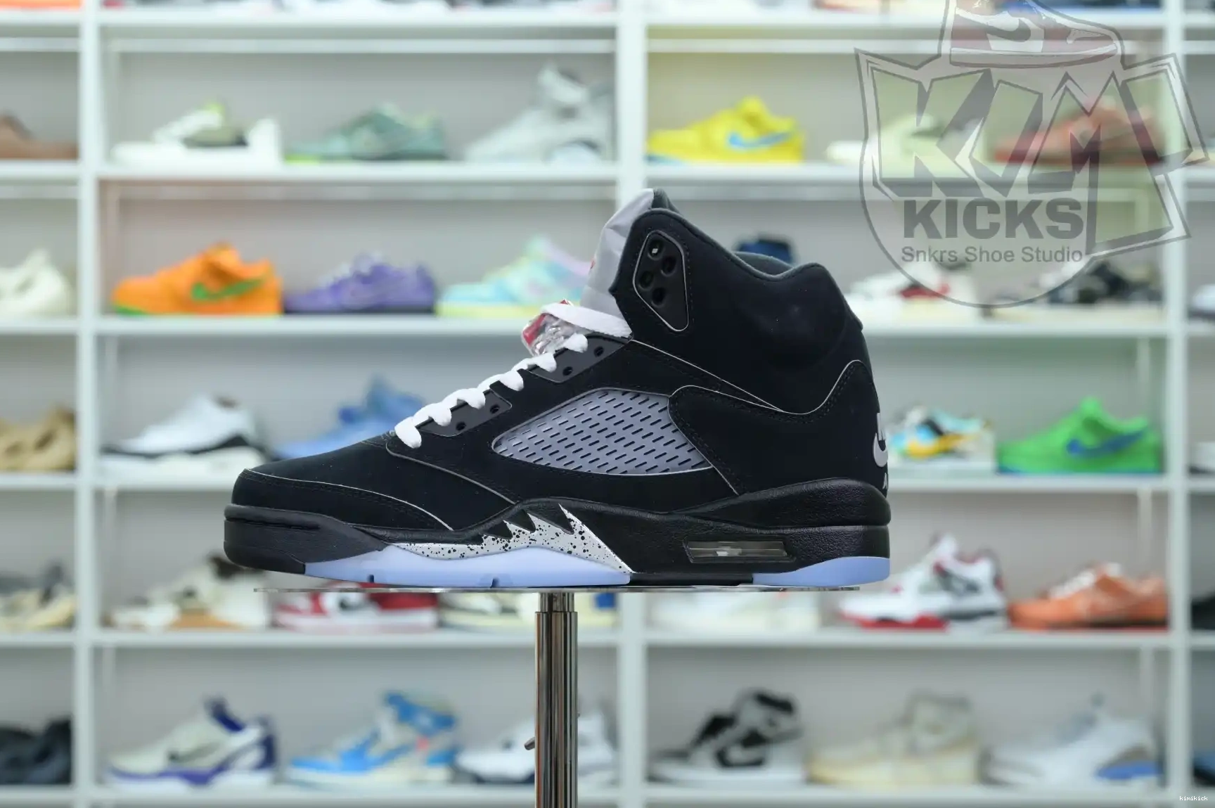 REIMAGINED” METALLIC Kimikick Jordan 5“BLACK Jordan Air 0524